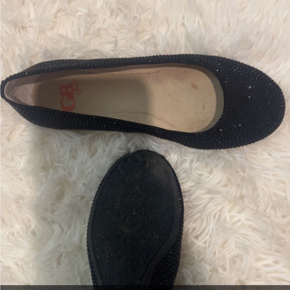 Girl’s black sequins dress shoes